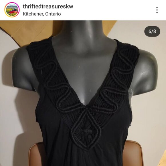 Soft and comfortable black maxi dress, by Olive and Oak. - Picture 4 of 8